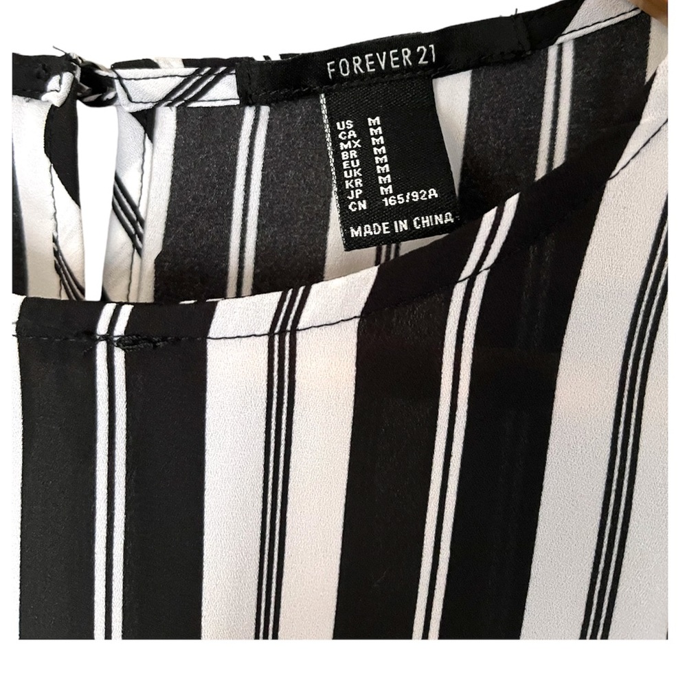 Forever 21 Hi Low Sleeveless Top - Picture 5 of 8